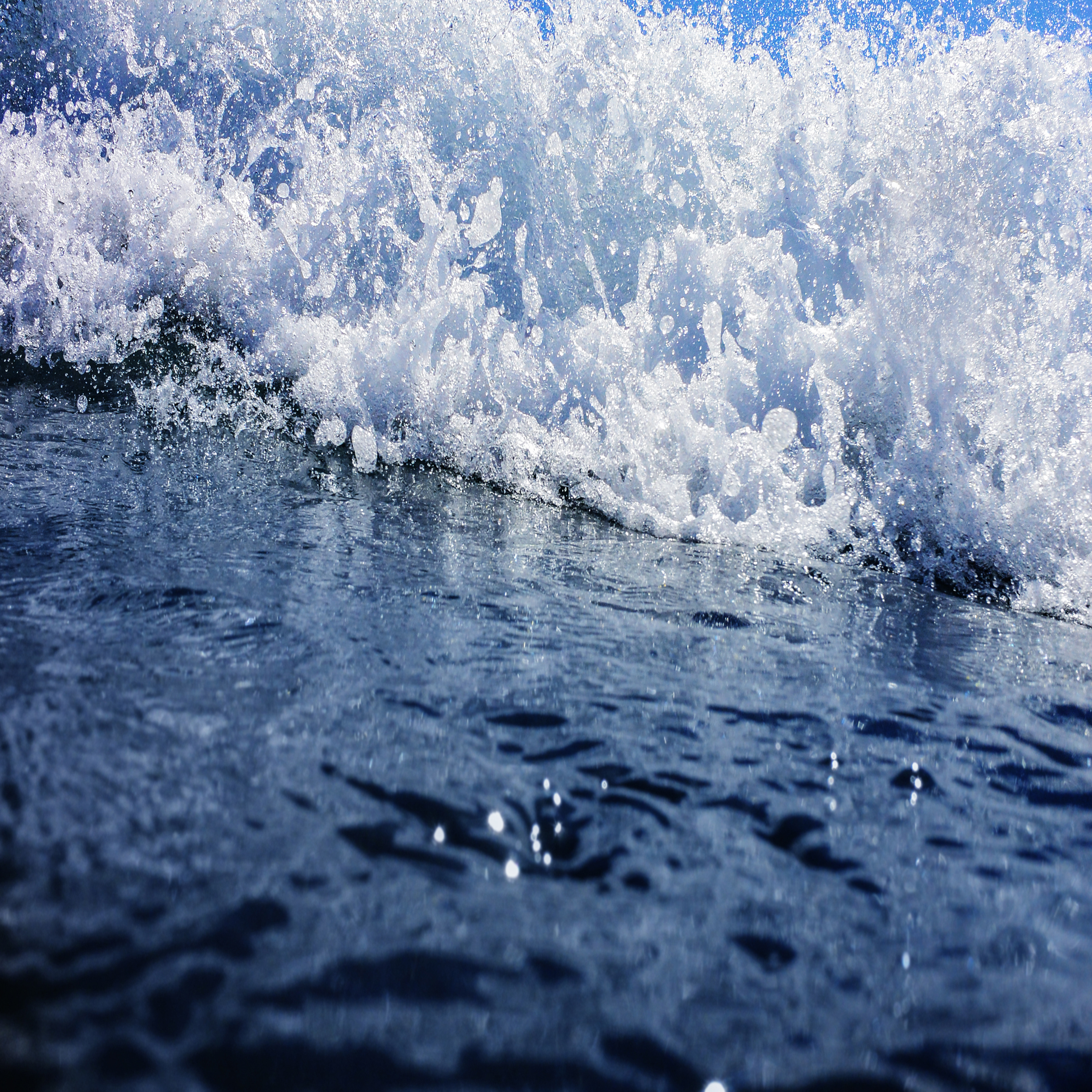 Global Ocean pH and the Pacific Decadal Oscillation